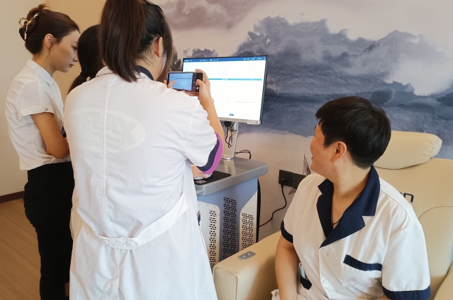 產(chǎn)康中心如何選擇優(yōu)質(zhì)的脈沖盆底磁訓練儀？