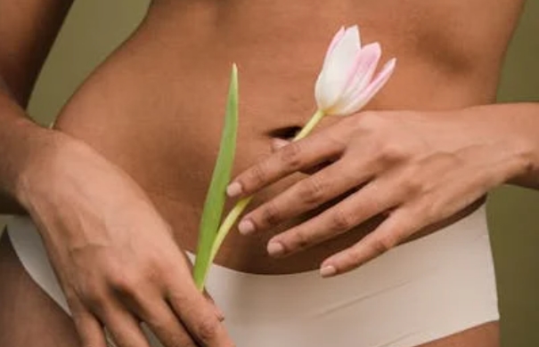 智能超聲生殖修復(fù)儀：科技賦能，女性生殖健康的守護(hù)者