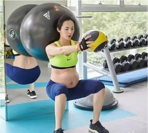 1566195908623558.png 腹直肌分離