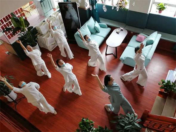 1595987266577842.jpg 產(chǎn)康店面與通澤醫(yī)療攜手.jpg